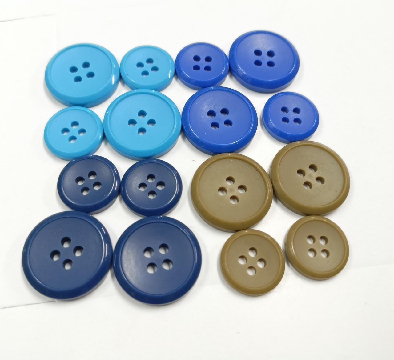 Polyester Blazer Buttons [24 & 32 L]