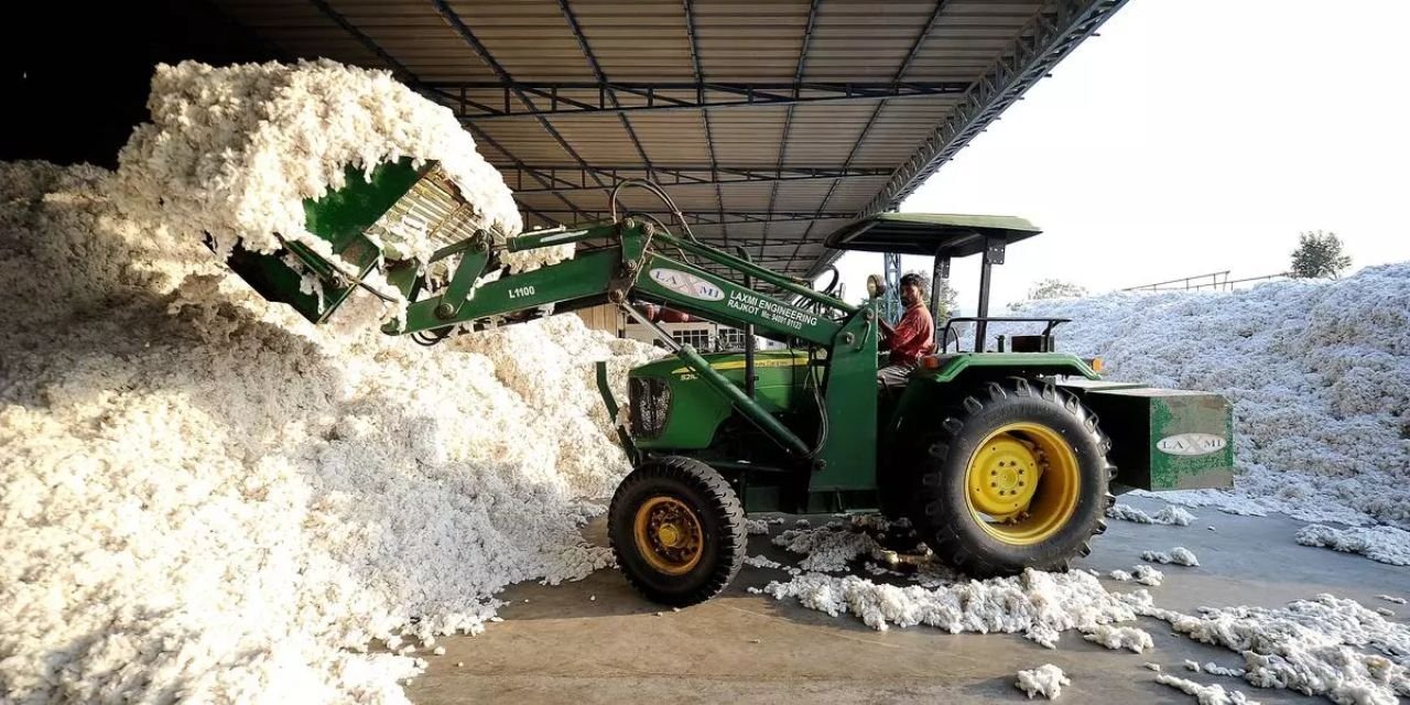 Cotton Demand Issue Dominates The Textile Ecosystem: says COCPC's Official Data